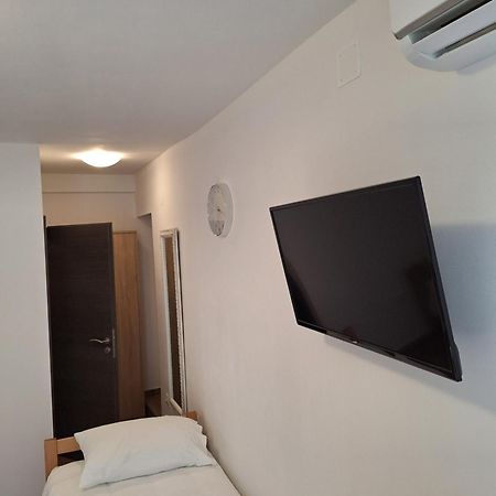 Cvita Studio Apartment Сплит Екстериор снимка